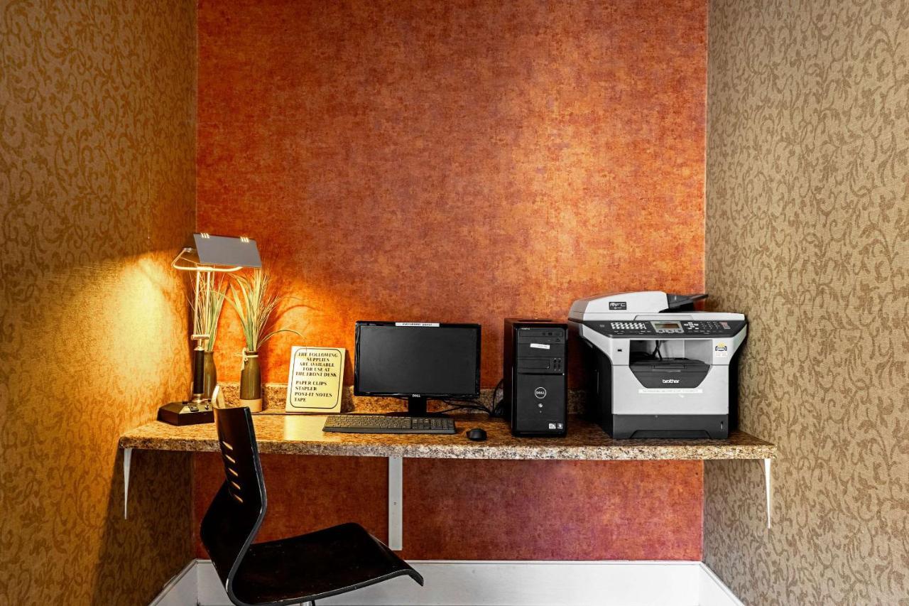 Quality Suites San Antonio Northeast Zewnętrze zdjęcie