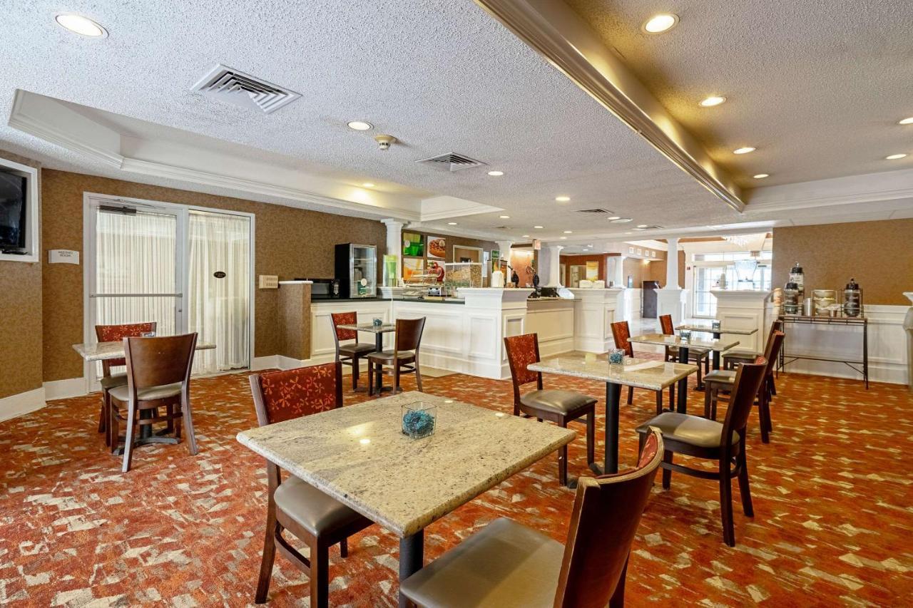 Quality Suites San Antonio Northeast Zewnętrze zdjęcie