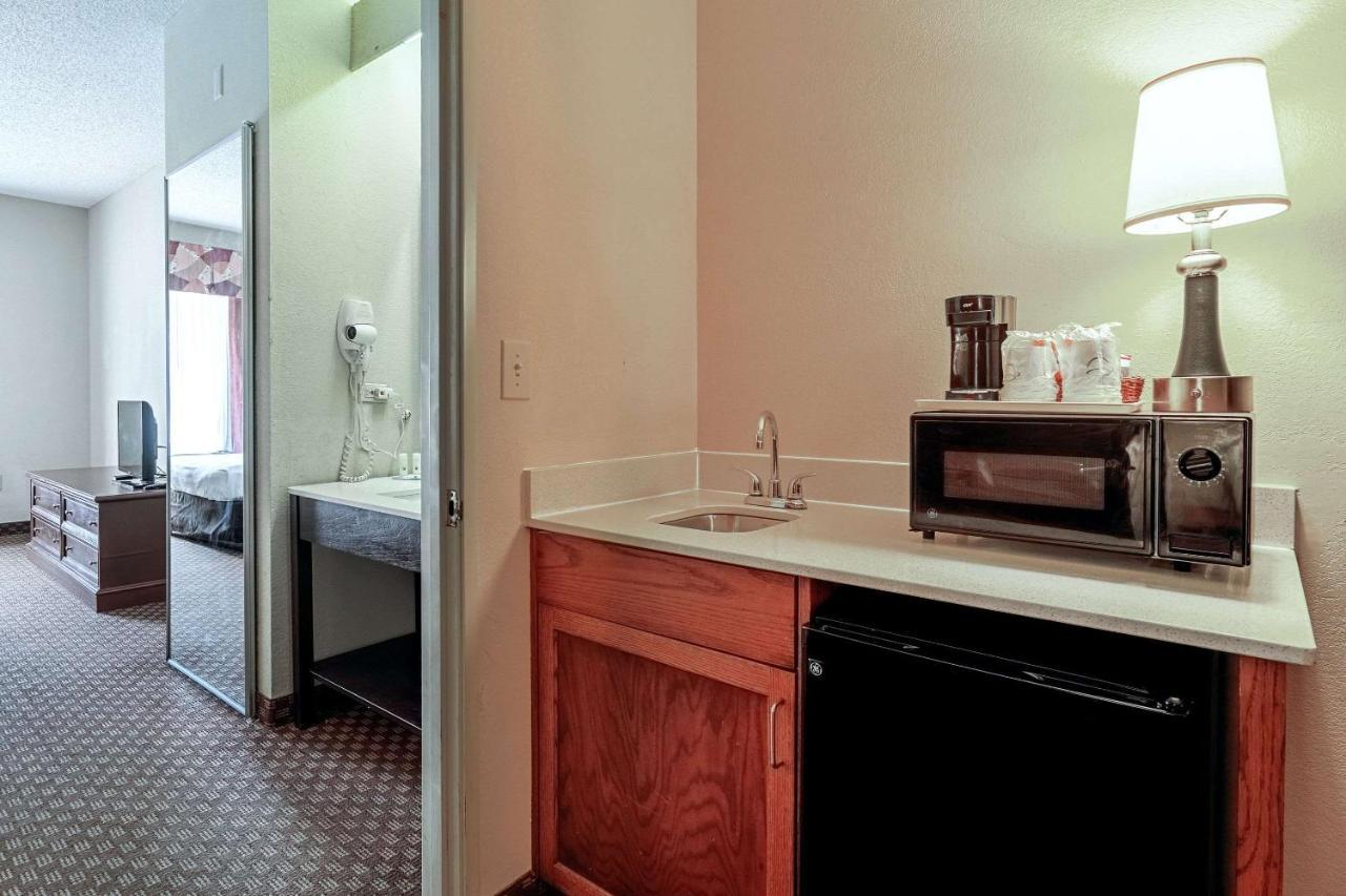 Quality Suites San Antonio Northeast Zewnętrze zdjęcie