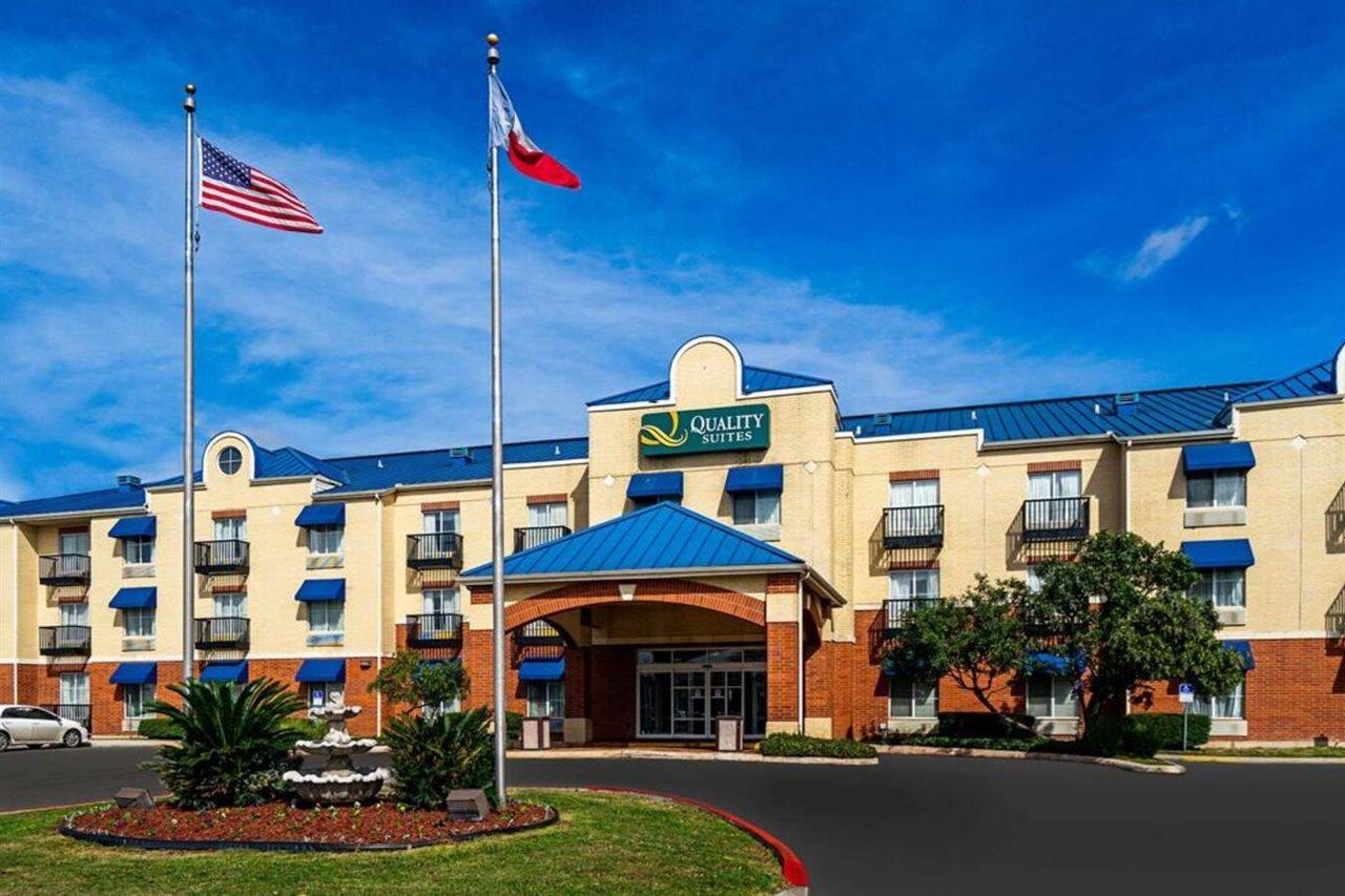 Quality Suites San Antonio Northeast Zewnętrze zdjęcie