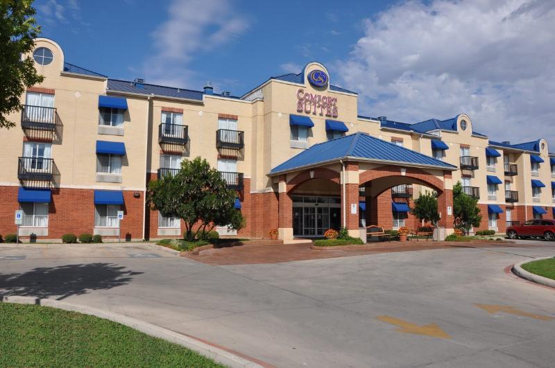 Quality Suites San Antonio Northeast Zewnętrze zdjęcie